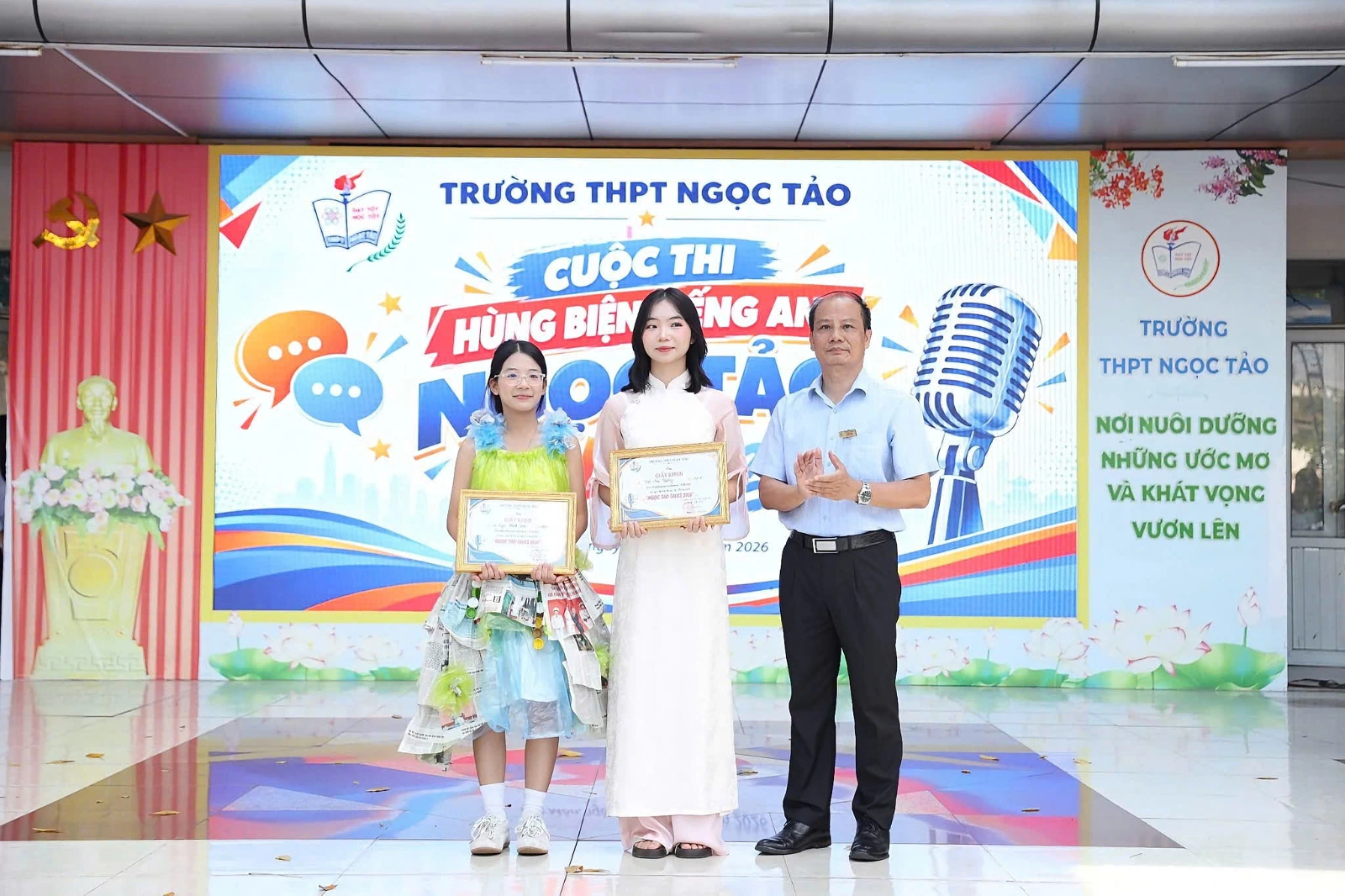 🔥 EMOTIONS EXPLODE AT THE 2026 ENGLISH PUBLIC SPEAKING CONTEST FINAL: SHINING FACES TAKE THE SPOTLIGHT