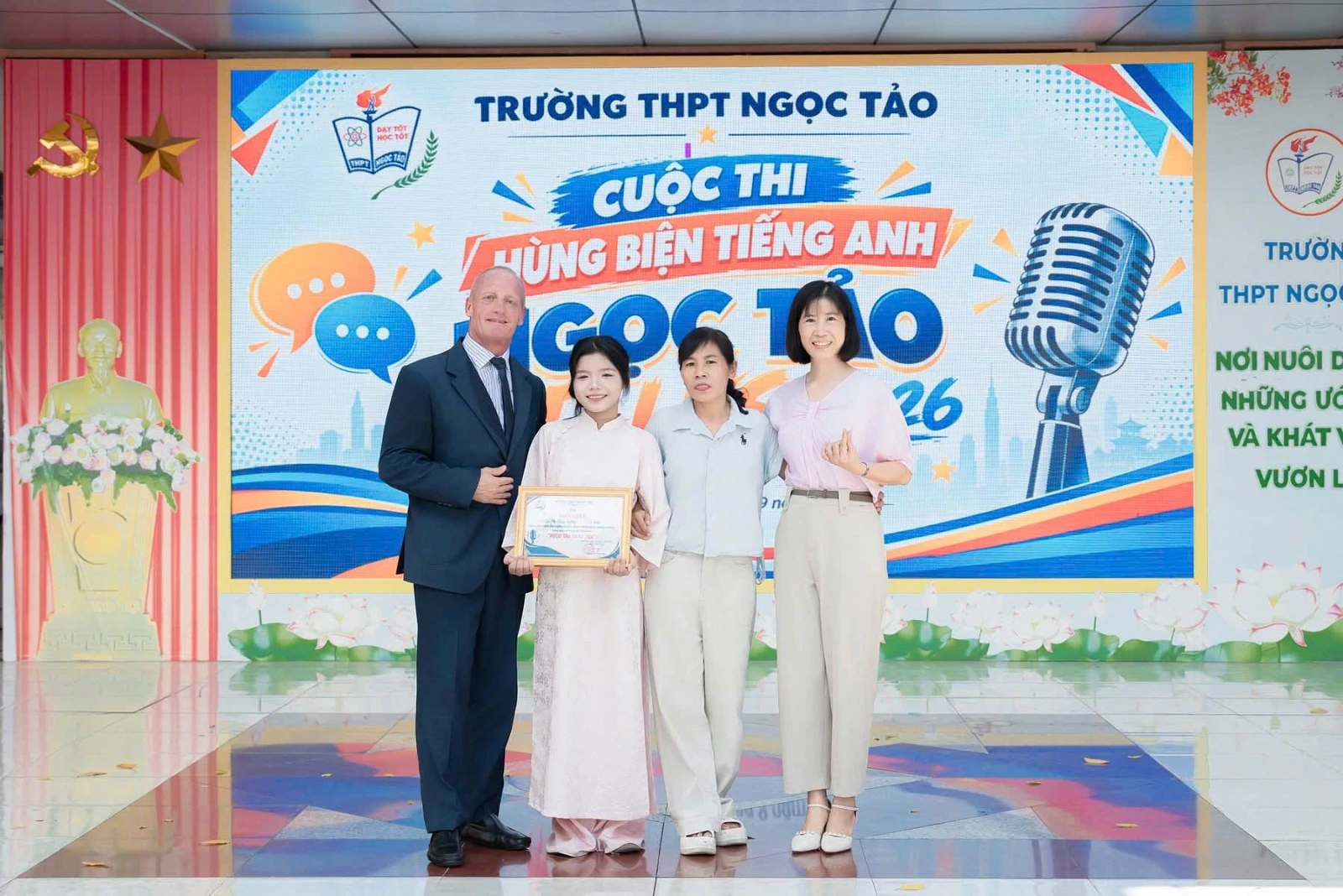 🔥 EMOTIONS EXPLODE AT THE 2026 ENGLISH PUBLIC SPEAKING CONTEST FINAL: SHINING FACES TAKE THE SPOTLIGHT
